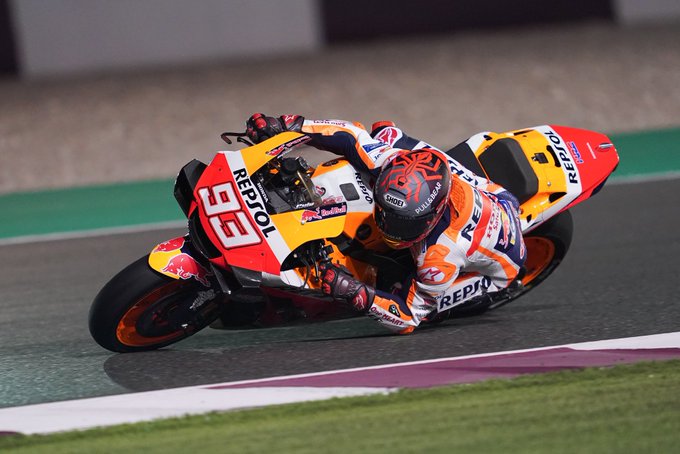 Marc Marquez masih kesulitan menjinakkan Sirkuit Losail Qatar. (Foto: Twitter/@marcmarquez93)