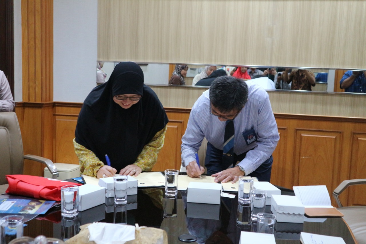 Penandatanganan kerjasama antara UB dengan Asia-E University di Ruang Rapat Rektor, Universitas Brawijaya (Foto: Istimewa)