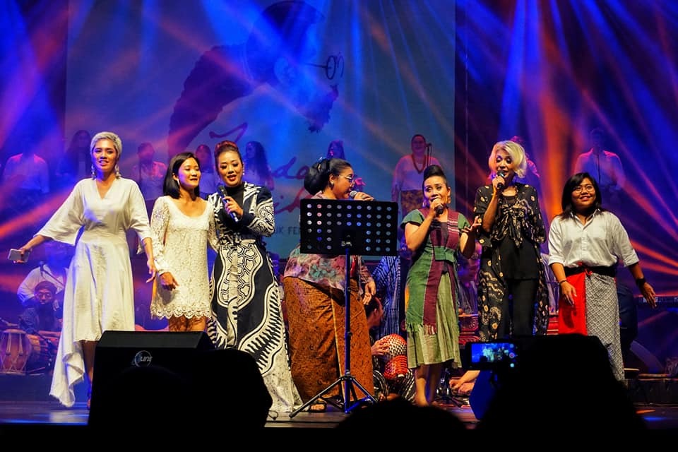 Gusti Tashora, Shoimah, Endah Laras, Silir Kua Etnika, dan Syaharani di Ibadah Musikal, 100 Hari Mengenang Djaduk Ferianto. (Foto-foto Natsir Dabey/GS)