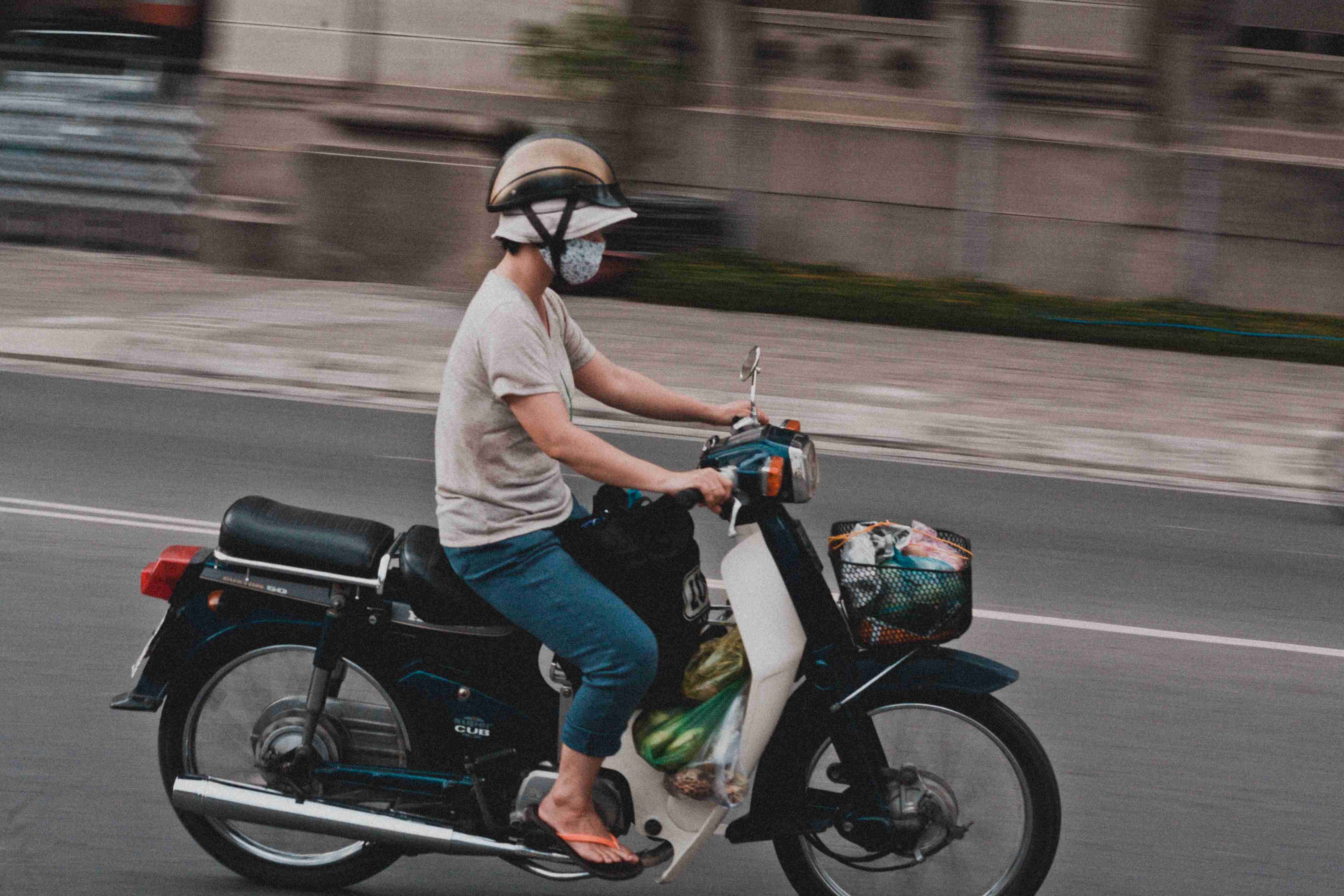 Motor bebek yang kalah pamor dengan matik. (Foto:Unsplash.com)