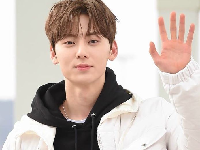 Minhyun NU'EST eks member boygroup Wanna One. (Foto: Soompi)