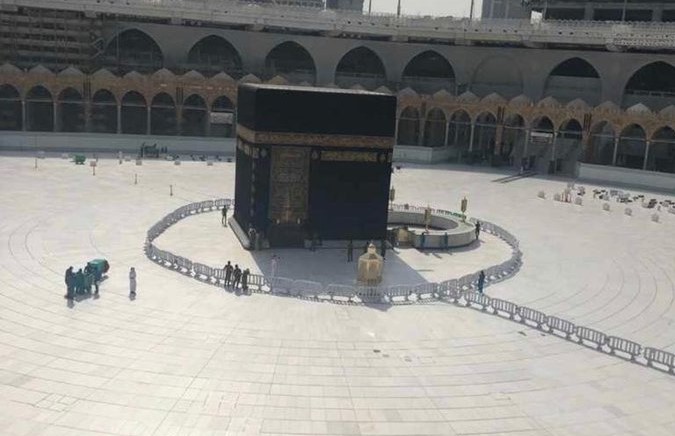 Masjidil Haram dibersihkan. (Foto: Istimewa)