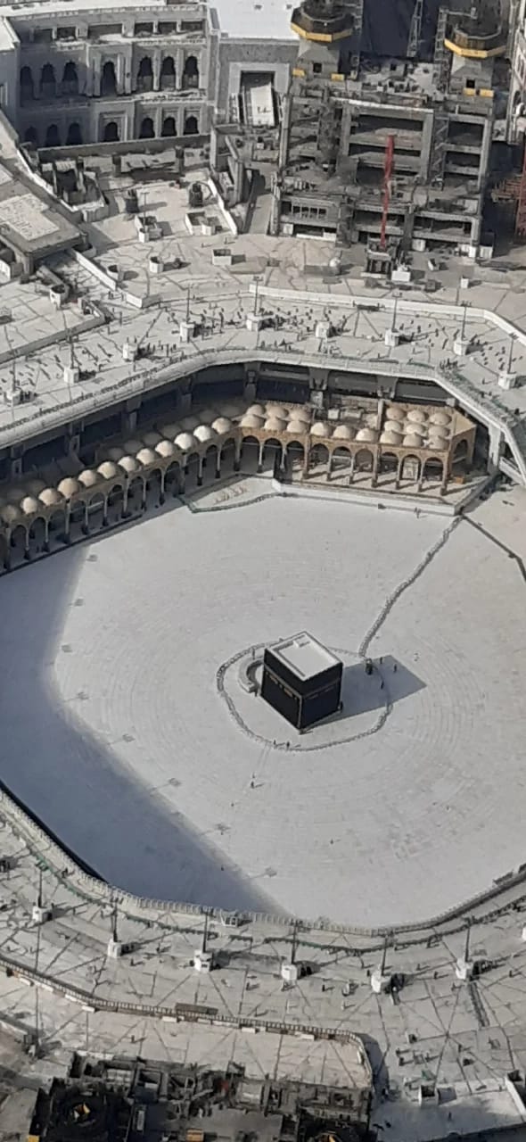 Arab Saudi menutup sementara lokasi sekitar Ka’bah. Di tempat ini para jemaah berkeliling tujuh kali. (Foto: Istimewa)