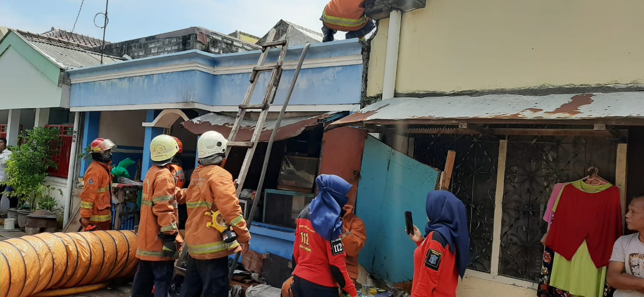 Sisa dari rumah Soekandar yang sempat terbakar (Foto Istimewa)