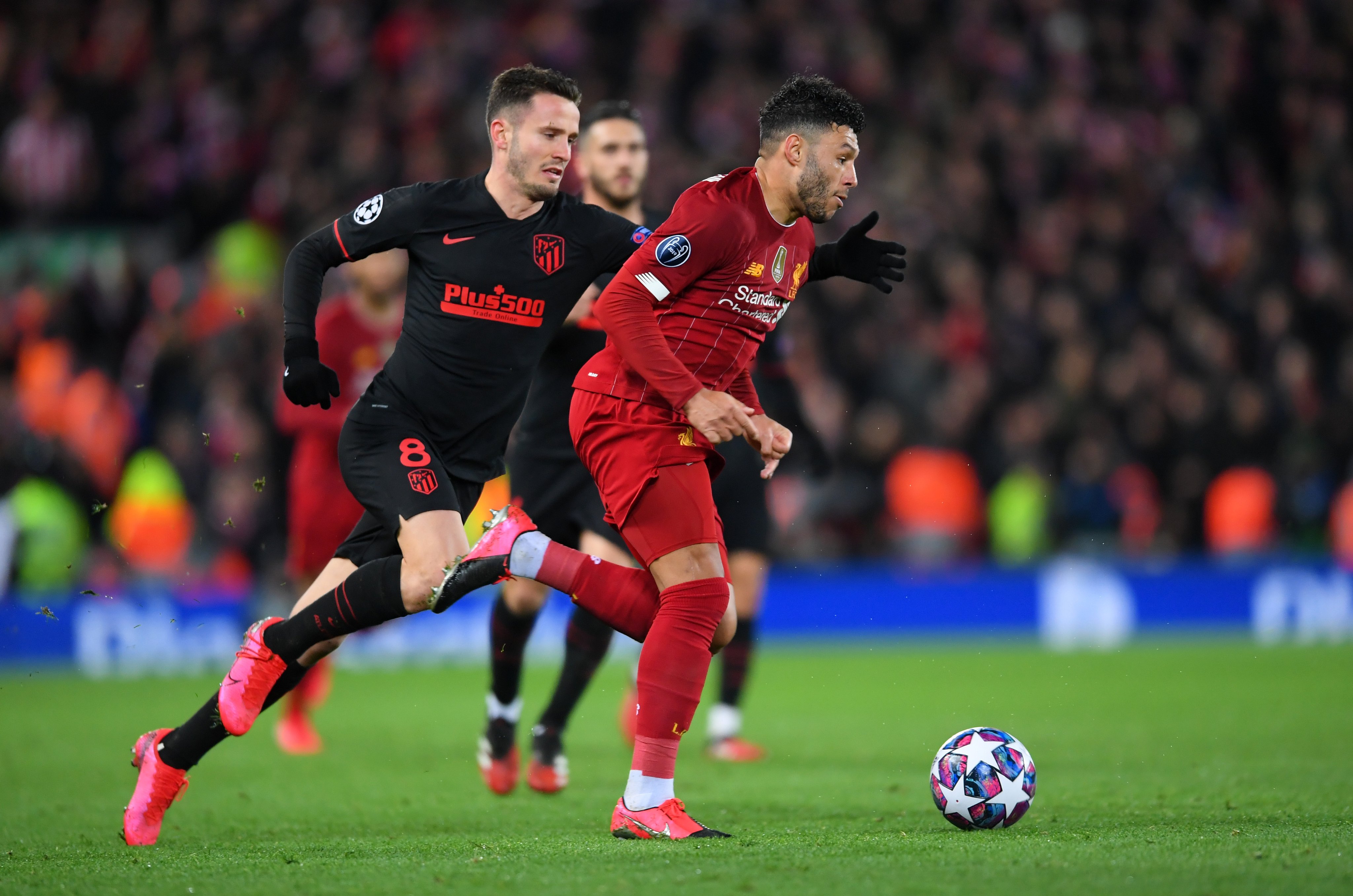 Oxlaid Chamberlain gagal bawa Liverpool lolos ke babak perempat final Liga Champions. (Foto: Twitter/@LFC)