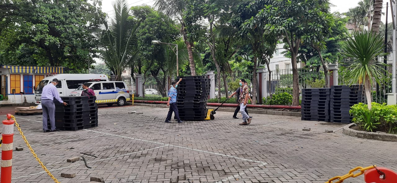 Posko crisis center Unair yang dibongkar hari ini. (Foto: Pita/Ngopibareng.id)