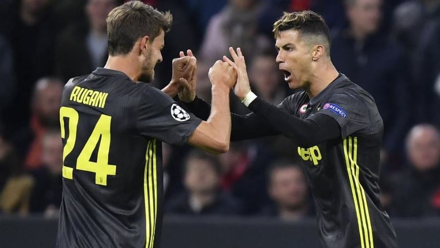 Cristiano Ronaldo (kanan) bersama Daniele Rugani. (Foto: Dok. Juventus)