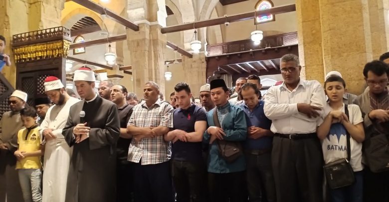 Shalat jenazah yang wajib dilakukan umat Islam. (Foto: Istimewa)