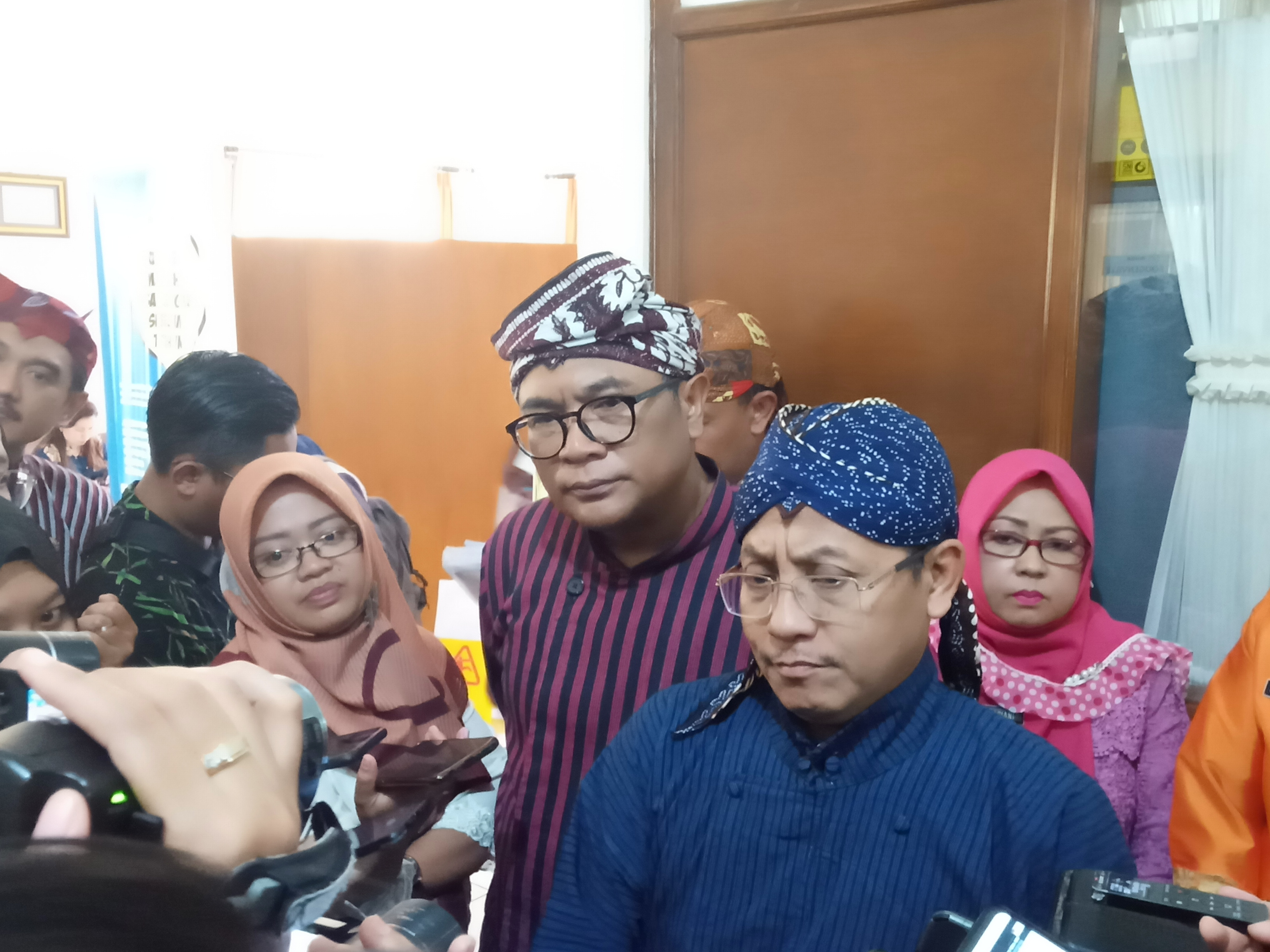 Walikota Malang, Sutiaji saat berada di Dinas Kesehatan Kota Malang beberapa waktu yang lalu (Foto: Lalu Theo/Ngopibareng.id)