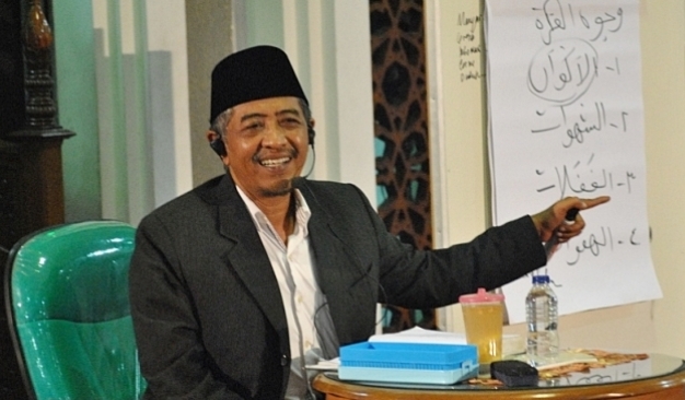 KH Luqman Hakim, Direktur Sufi Center Jakarta. (Foto: Istimewa)