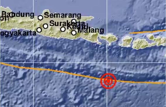 Titik merah adalah pusat gempa di Kuta Selatan. (Foto: BMKG)