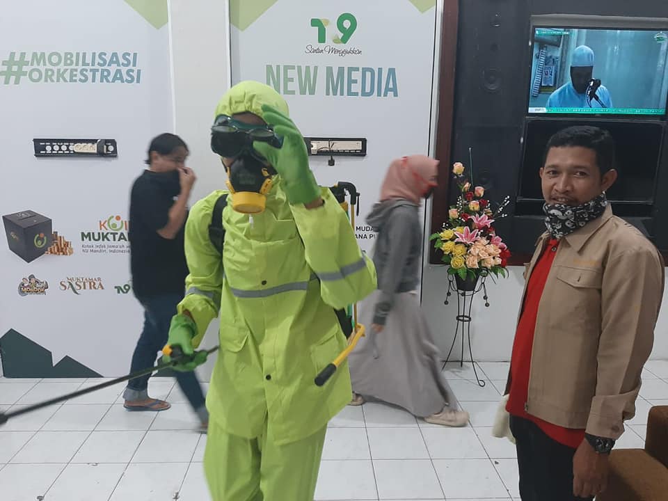 Ikhtiar pencegahan terhadap pandemi Virus Corona di Surabaya. (Foto: istimewa)