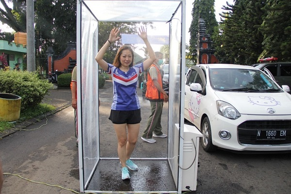 SarCovid Booth yang pembuatannya diinisiasi oleh Komandan Korem 083/Bhaladika Jaya Kolonel Inf Zainuddin. (Foto: Istimewa)
