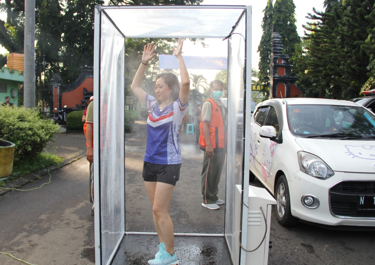 SarCovid Booth yang pembuatannya diinisiasi oleh Komandan Korem 083/Bhaladika Jaya Kolonel Inf Zainuddin. (Foto: Istimewa)