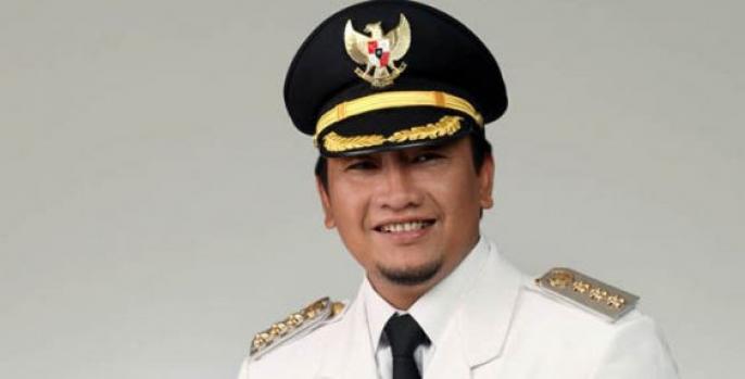 Bupati Pasuruan Irsyad Yusuf memberlakukan kebijakan ASN bekerja dari rumah. (Foto: Dok Humas)