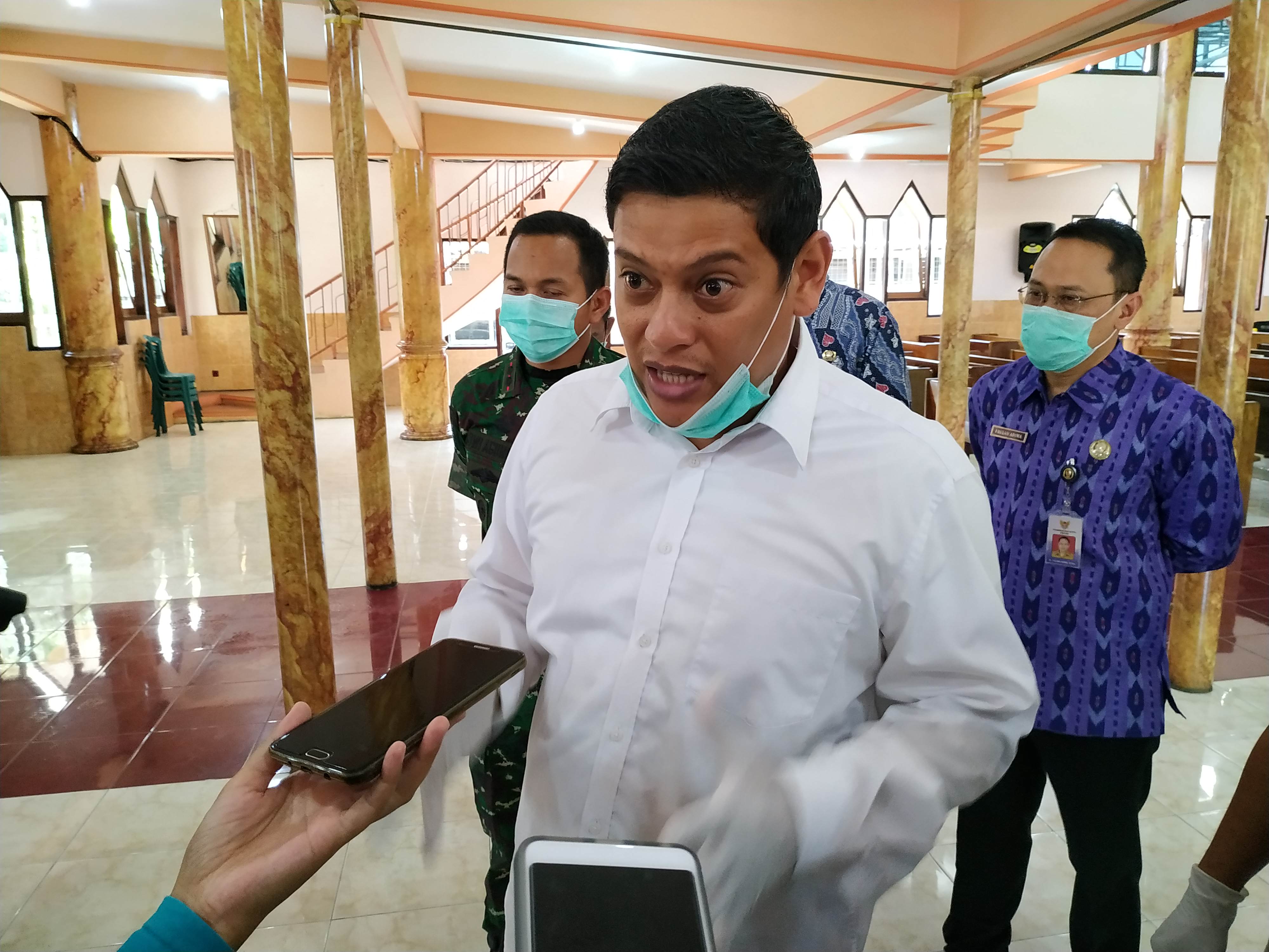 Walikota Kediri Abdullah Abu Bakar siapkanruang isolasi. (Foto: Fendhy/ngopibareng.id)