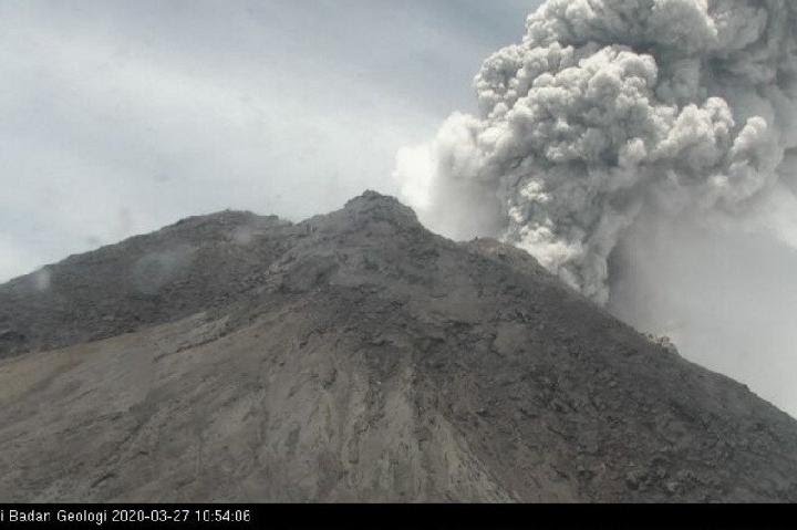 Erupsi Merapi kemarin. (Foto: BPPTKG)