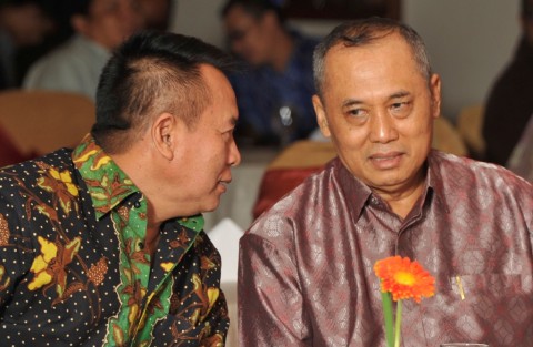 Dr H As'ad Said Ali (kanan) bersama koleganya. (Foto: Istimewa)