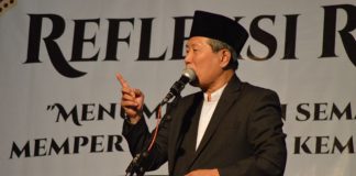 KH Mustain Syafi'i, Mudhir Madrasatul Quran Pesantren Tebuireng Jombang. (Foto: Tebuireng.or.id)