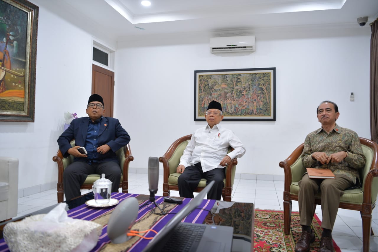 Wapres KH Ma'ruf berdialog dengan wartawan melalui video conference, Rabu 1 April 2020. (Foto: Setwapres)