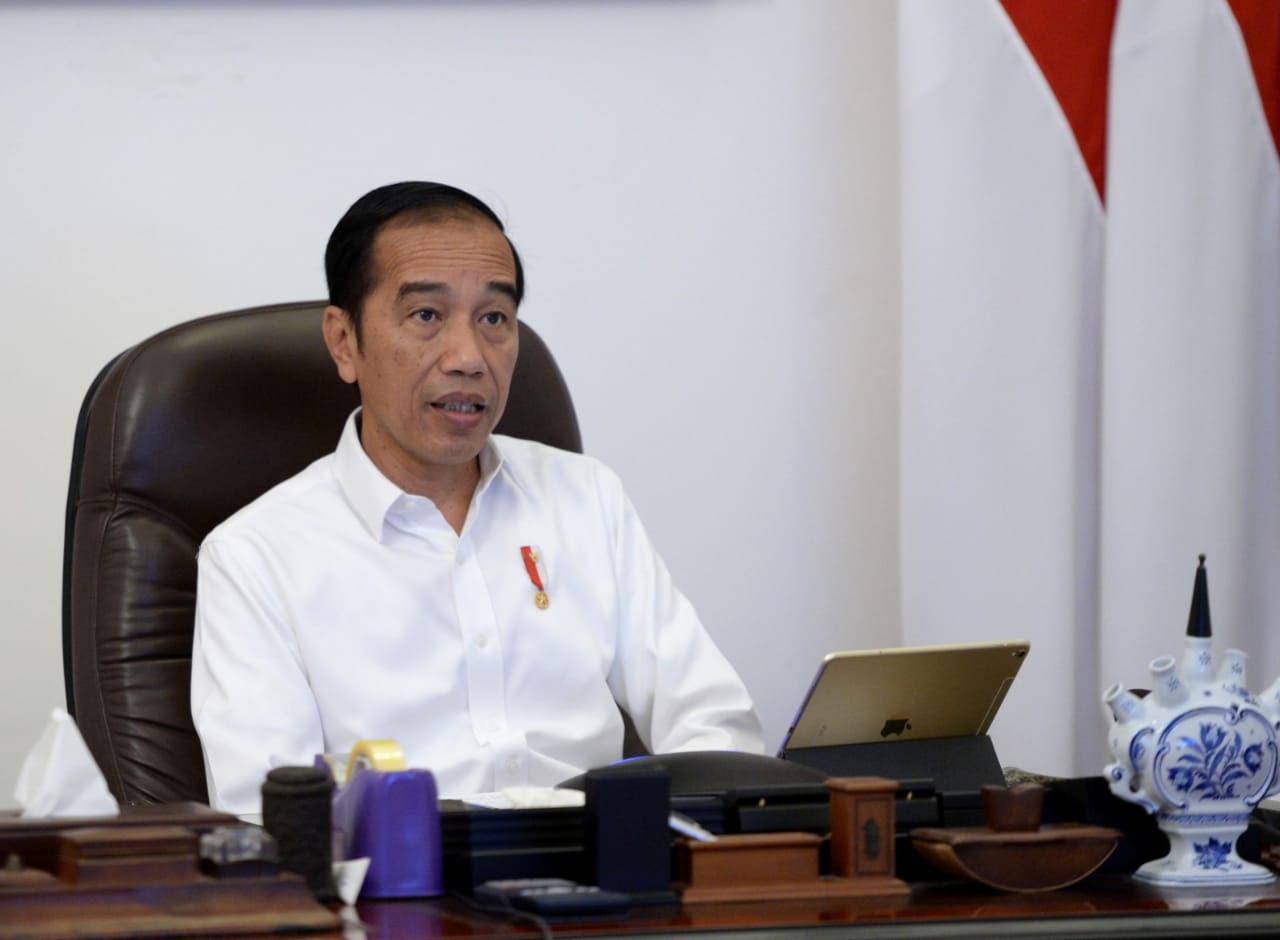 Presiden Jokowi memimpin Ratas melalui video conference dari Istana Merdeka. (Foto: Setpres)