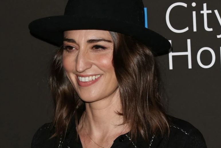 Penyanyi Sara Bareilles. (Foto: etonline)