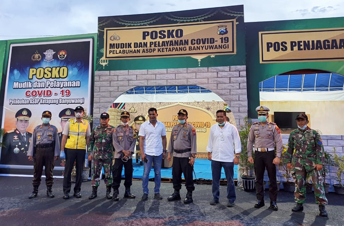 Posko mudik dan pelayanan Covid-19 di Pelabuhan Ketapang, Banyuwangi, Jawa Timur. (Foto: Istimewa)