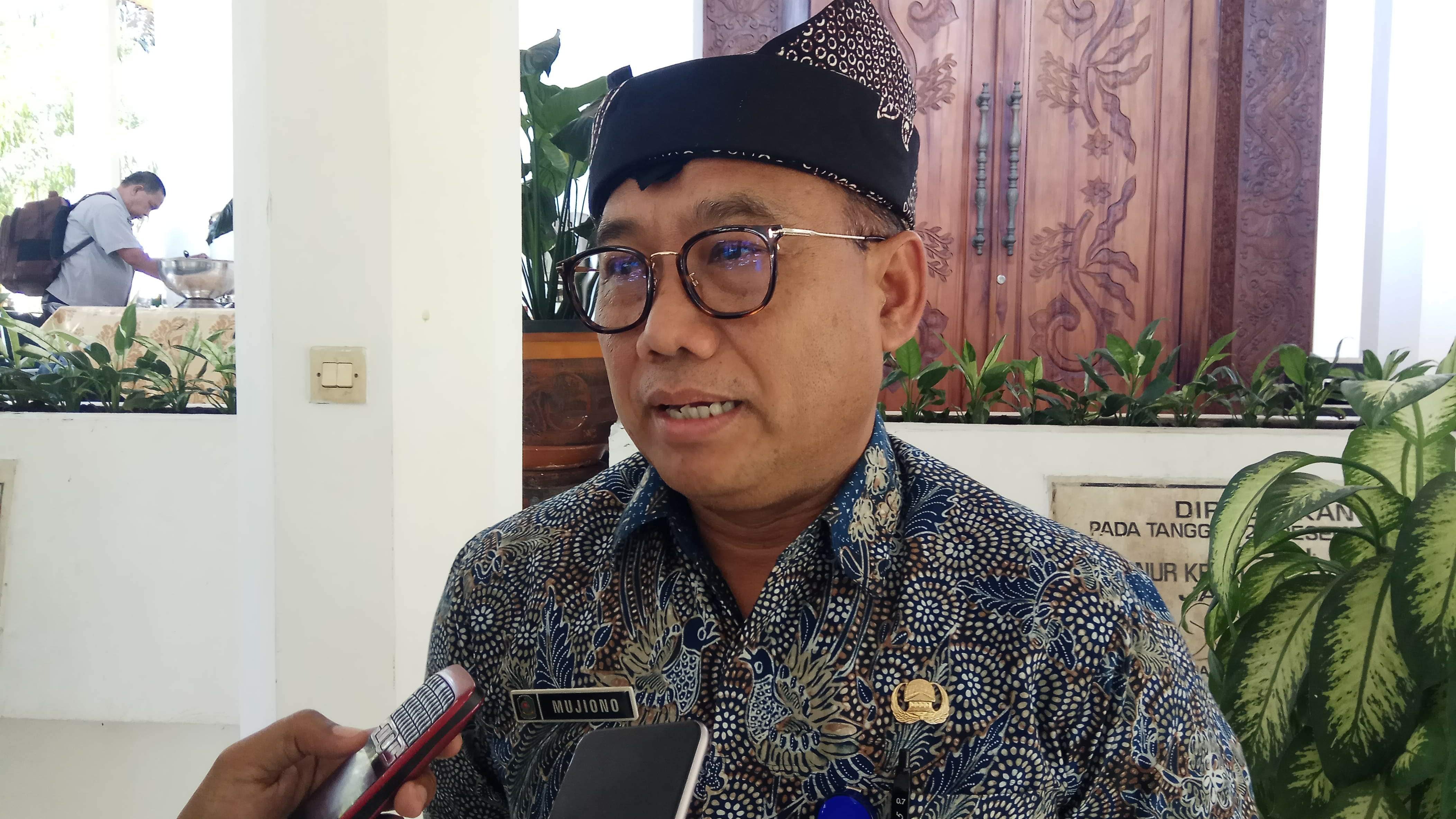 Sekretariat Daerah Banyuwangi Mujiono (Foto: Hujaini/ngopibareng.id)