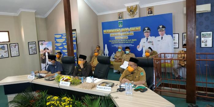 Pelaksanaan musrenbang Pasuruan secara online. (Foto: Dok Humas)