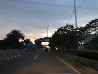 Subuh sepi di Jakarta sehari jelang diberlakukan PSBB.