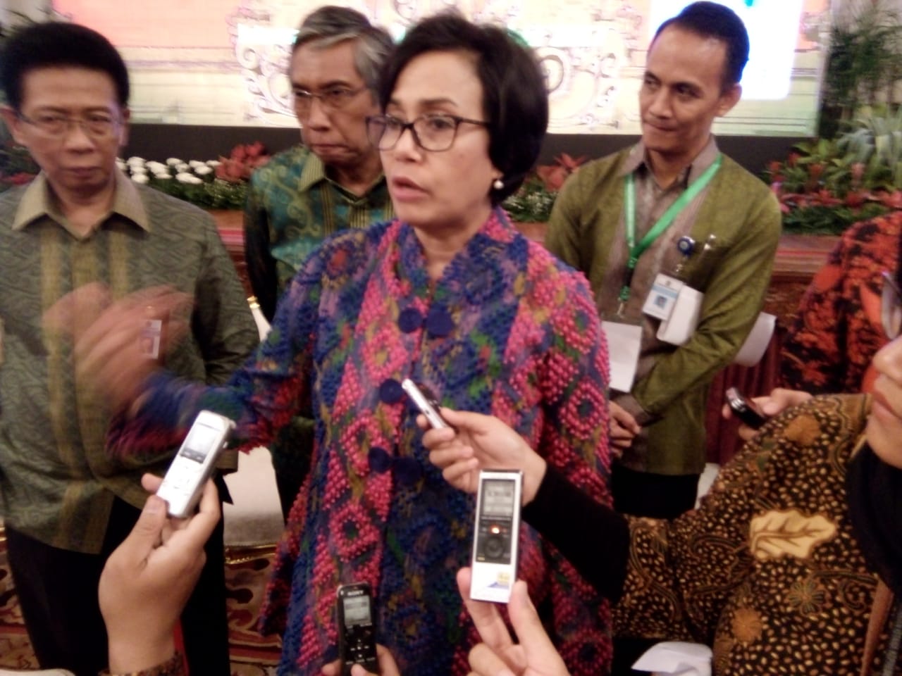 Menteri Keuangan Sri Mulyani, pendapatan negara turun THR presiden DPR hingga kepala daerah dihapus. ( Foto: Asmanu/ngopibareng.id)