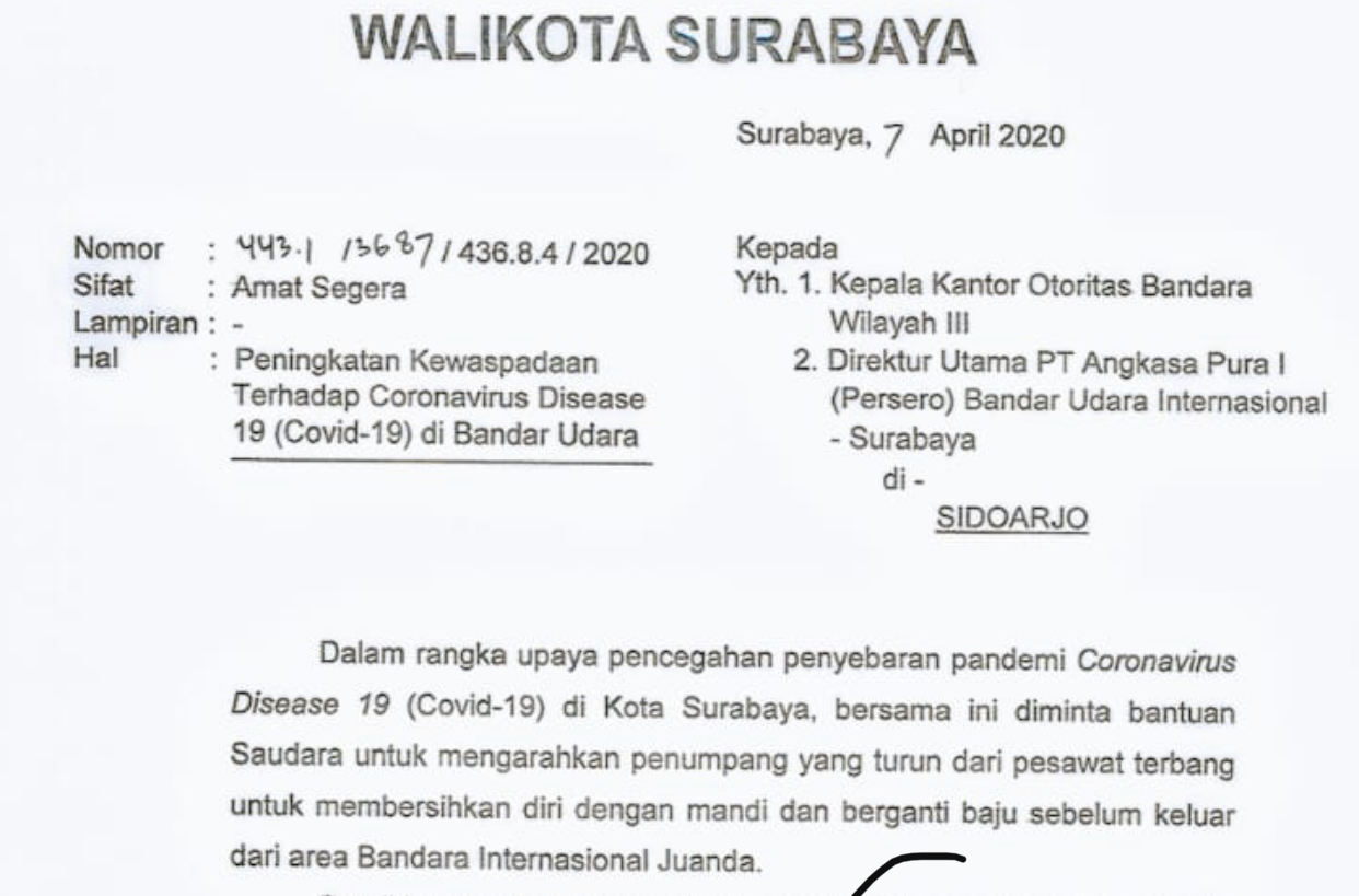 Surat Edaran (SE) dari Pemkot untuk Bandara Juanda. (Andhi Dwi/Ngopibareng.id)