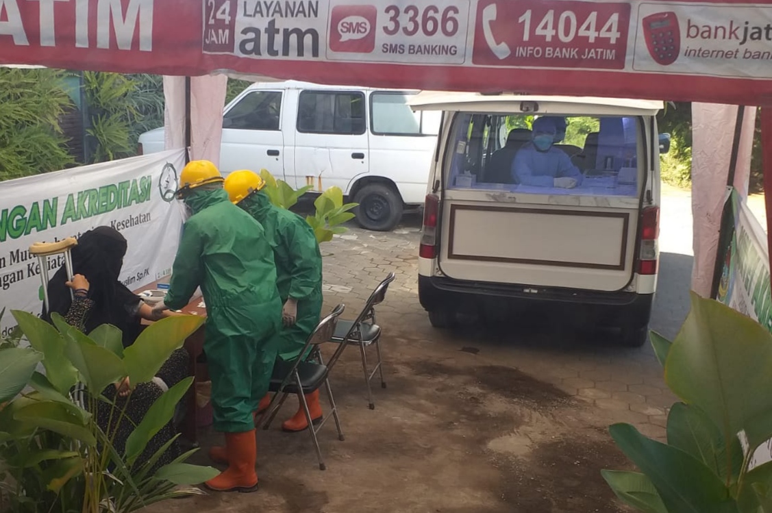 Proses pelaksanaan rapid test pada santri Temboro, Magetan.. (Foto: Istimewa)