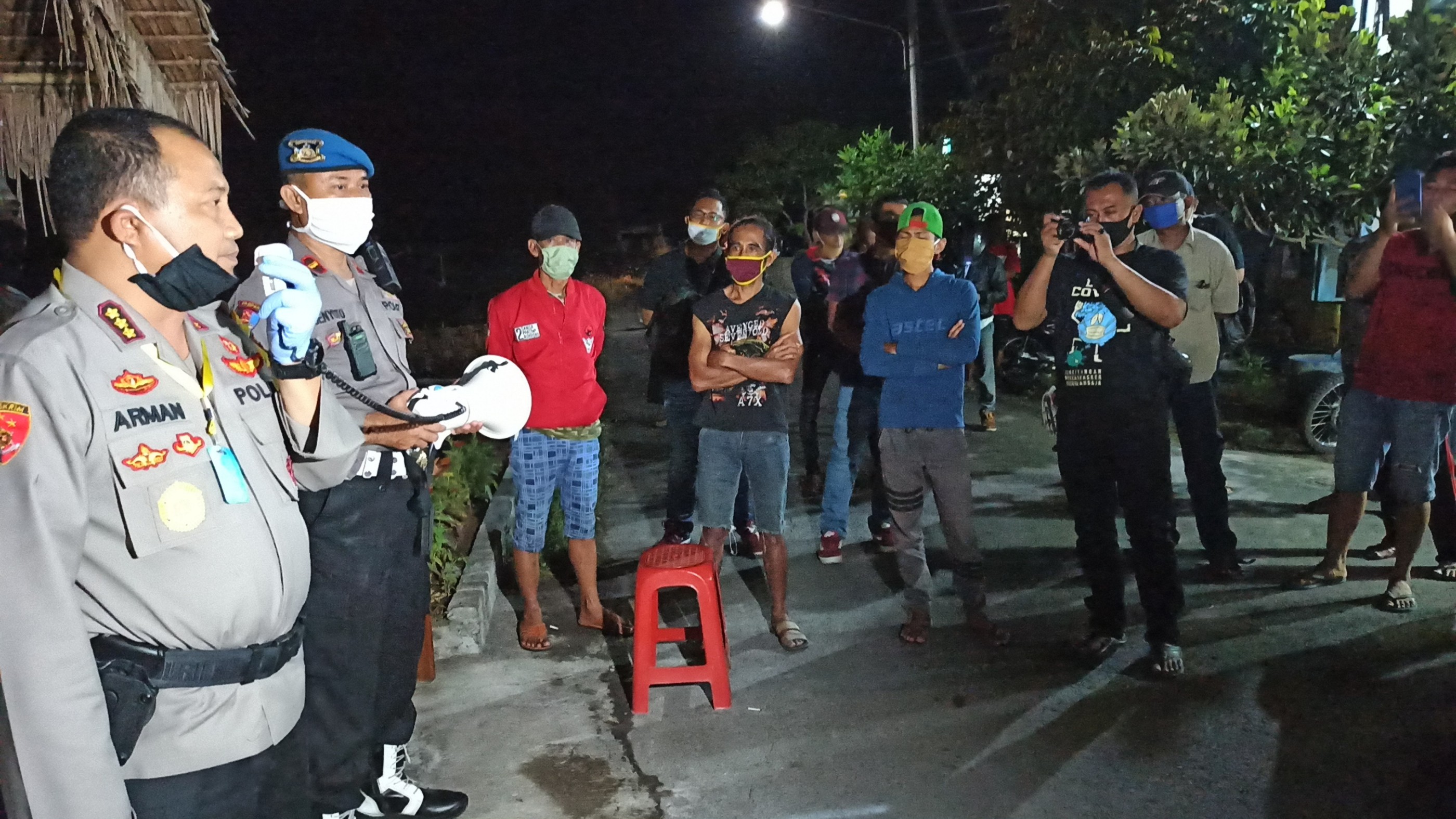 Kapolresta Banyuwangi Kombespol Arman Asmara Syarifuddin menyampaikan imbauan kepada masyarakat terkait isu aksi pencurian (foto: Hujaini/ngopibareng.id)