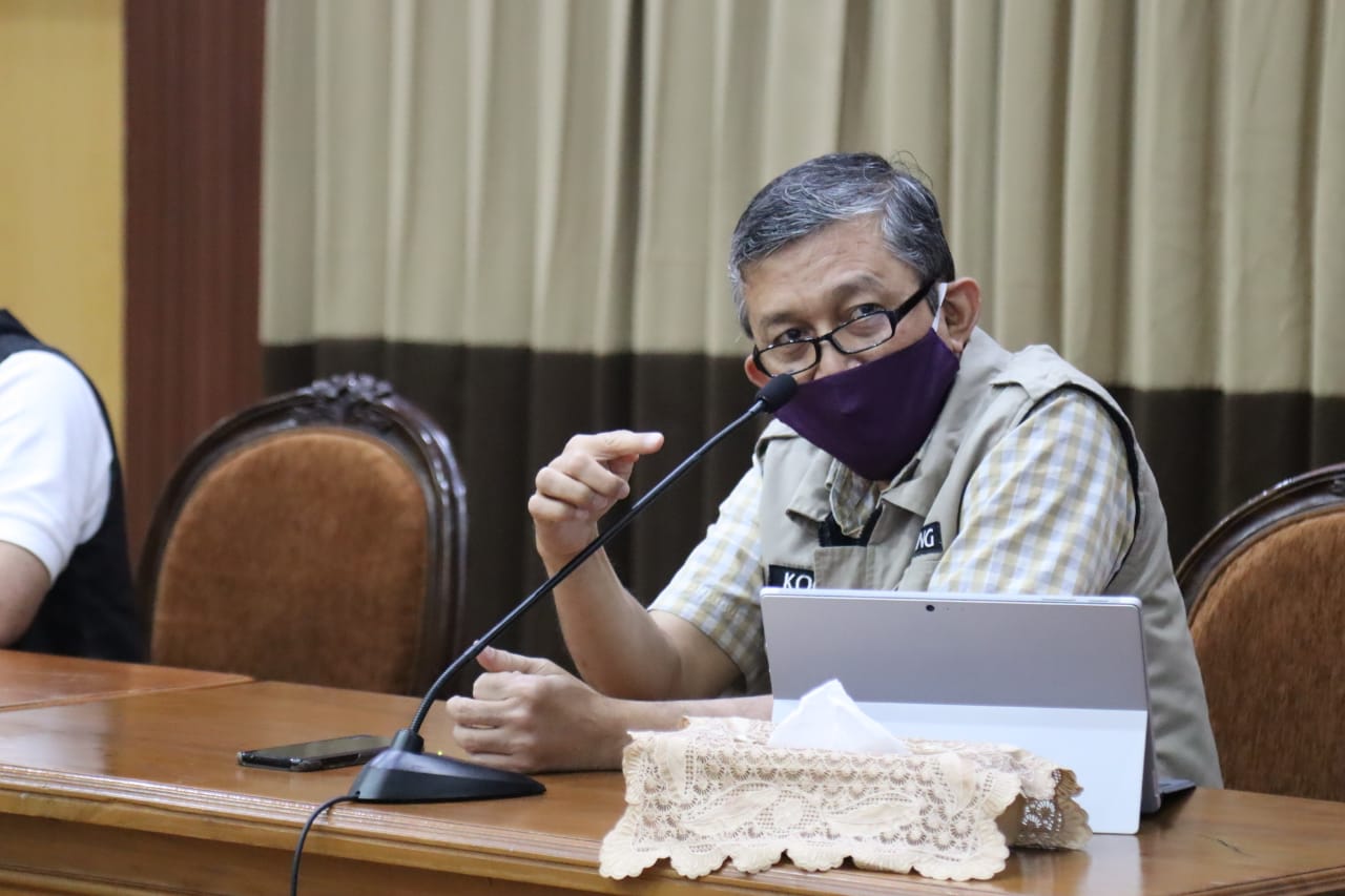 Ketua Rumpun Tracing Gugus Tugas Penanganan Covid-19 Jawa Timur, dr Kohar Hari Santoso di Gedung Negara Grahadi, Surabaya. (Foto: Humpro Jatimprov)