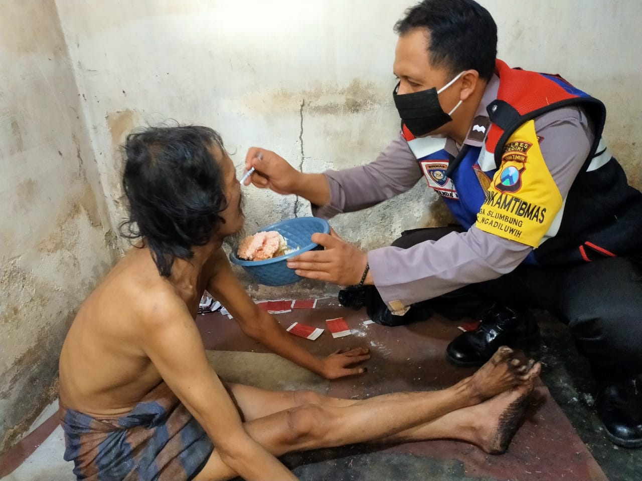 Salah satu orang dengan gangguan jiwa (ODGJ) asal Kecamatan Ngadiluwih, Kediri saat dilakukan rapid test. (Foto: Istimewa)