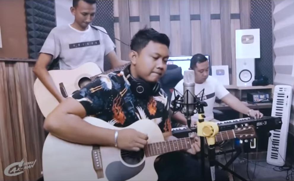 Kangen Mulih Denny Caknan. (Foto: YouTube/Denny Caknan)