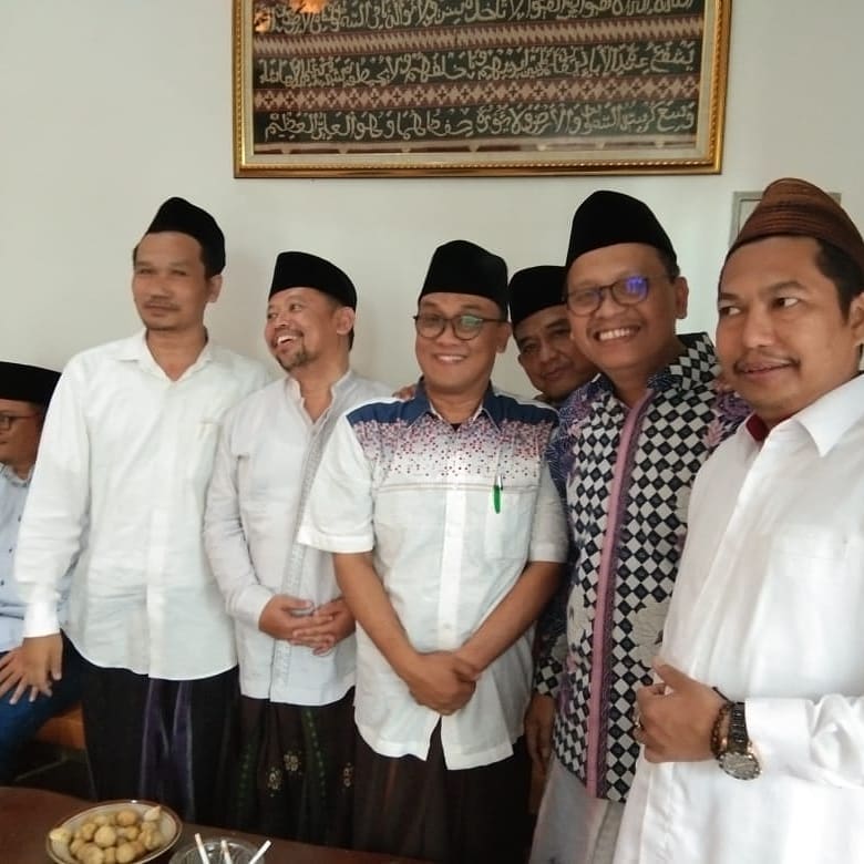 Gus Baha mendapat sambutan di kalangan aktivis NU di PBNU Jakarta. (Foto: istimewa)
