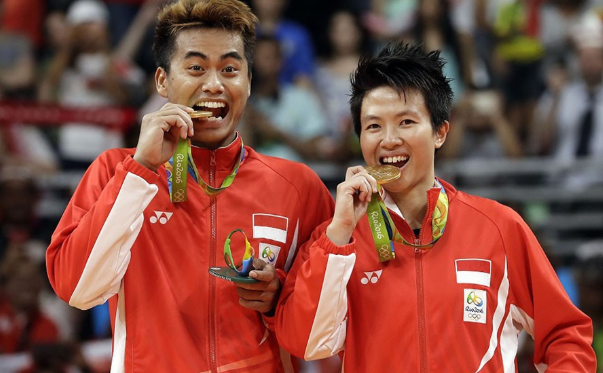 Mantan pasangan ganda campuran Indonesia, Tontowi Ahmad alias Owi dan Liliyana Natsir alias Butet. (Foto: Dok. PBSI)