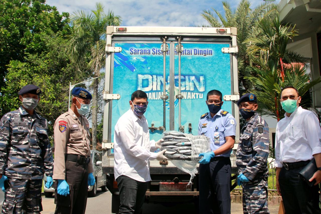 Bantuan ikan untuk tenaga medis ( foto istimewa)