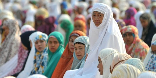 Pelaksanaan Shalat Idul Fitri dalam kondisi normal. (Foto: Istimewa)