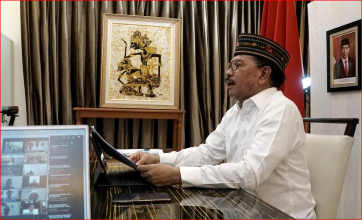 Menteri Komunikasi dan Informatika Johnny G. Plate dalam Lebaran Virtual Bersama Kominfo dari Jakarta, Minggu (24 Mei 2020. (Foto: Antara/kominfo.go.id)