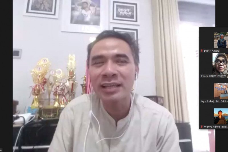 Direktur Jenderal Pendidikan Vokasi (Dirjen Diksi) Kemendikbud, Wikan Saka Rinto dalam konferensi pers kemarin. (Foto:  Tangkapan video teleconference)