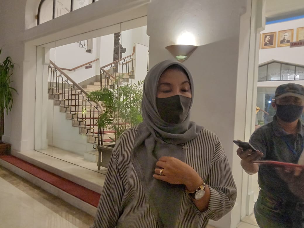 Kepala Bagian Hukum Kota Surabaya Ira Tursilowati. (Foto: Alief/ngopibareng.id)