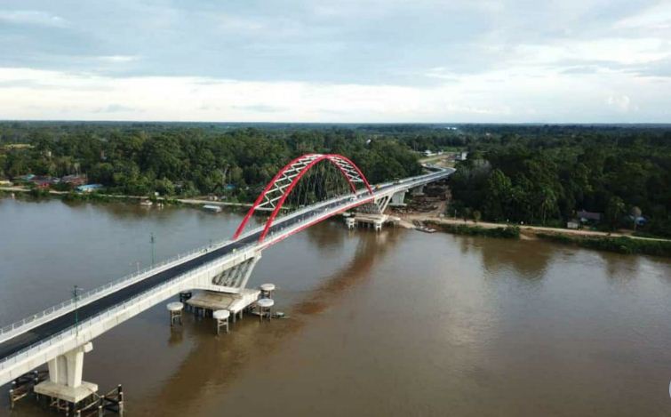 Kementerian PUPR bangun jembatan Tumbang Samba di Kalimantan Tengah. (Kementerian PUPR)