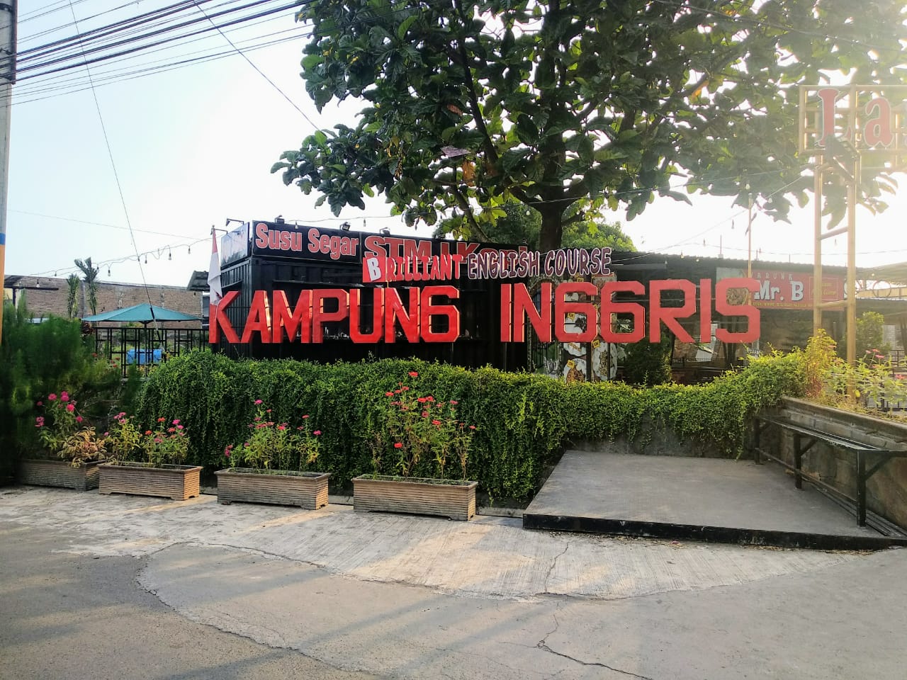 Ilustrasi kampung Inggris Pare (Foto: M.Rizqi/Ngopibareng.id)