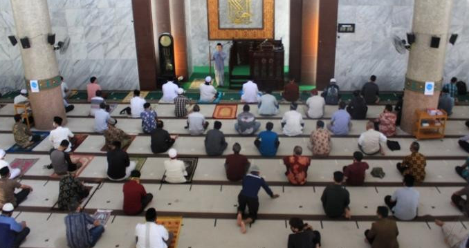 Ilustrasi ibadah salat berjemaah di masjid. (Foto: Istimewa)