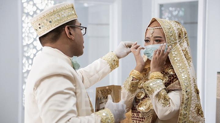 Akad nikah di masa Pandemi Covid-19, selalu ada jalan keluar. (Foto: kemenag)