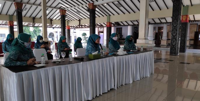 TP PKK Pasuruan gelar gladi bersih jelang launching warung PKK. (Foto: Dok Humas)