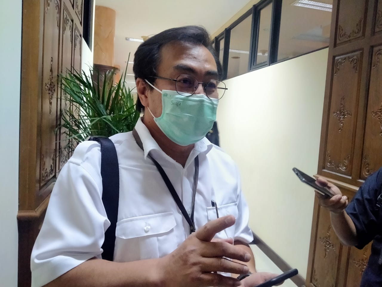 Dirut RSUD Dr Soetomo, Dr Joni Wahyuhadi. (Foto: Fariz Yarbo/Ngopibareng.id)